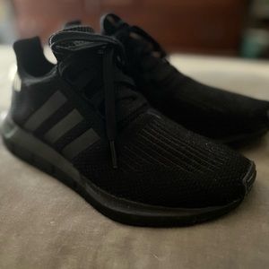 Adidas Swift Run